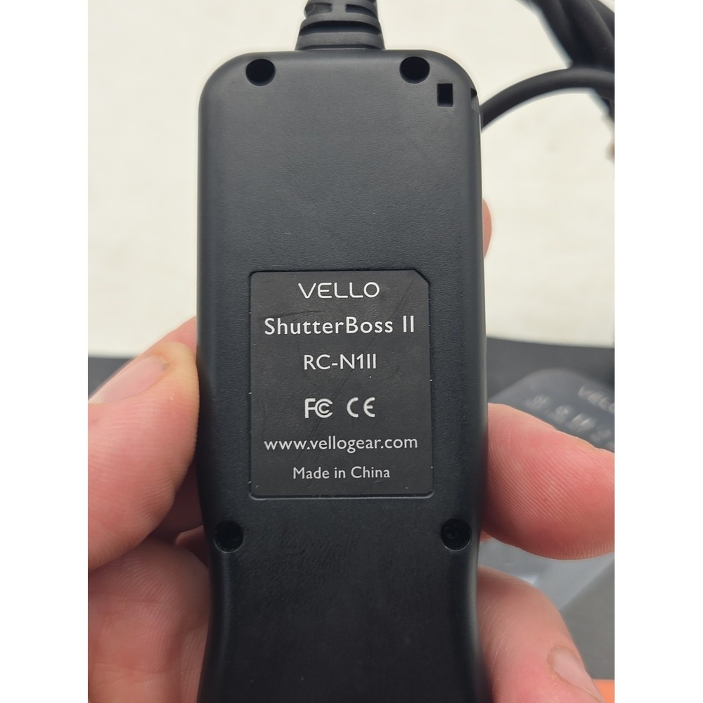 Vello ShutterBoss II RC-N1 II Timer Remote Switch with Nikon 10-Pin Connection - Picture 4 of 6